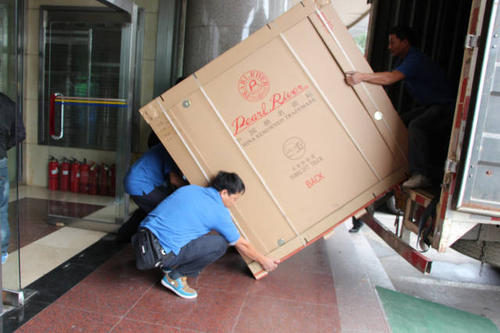 逊克钢琴贵重工艺品无忧运